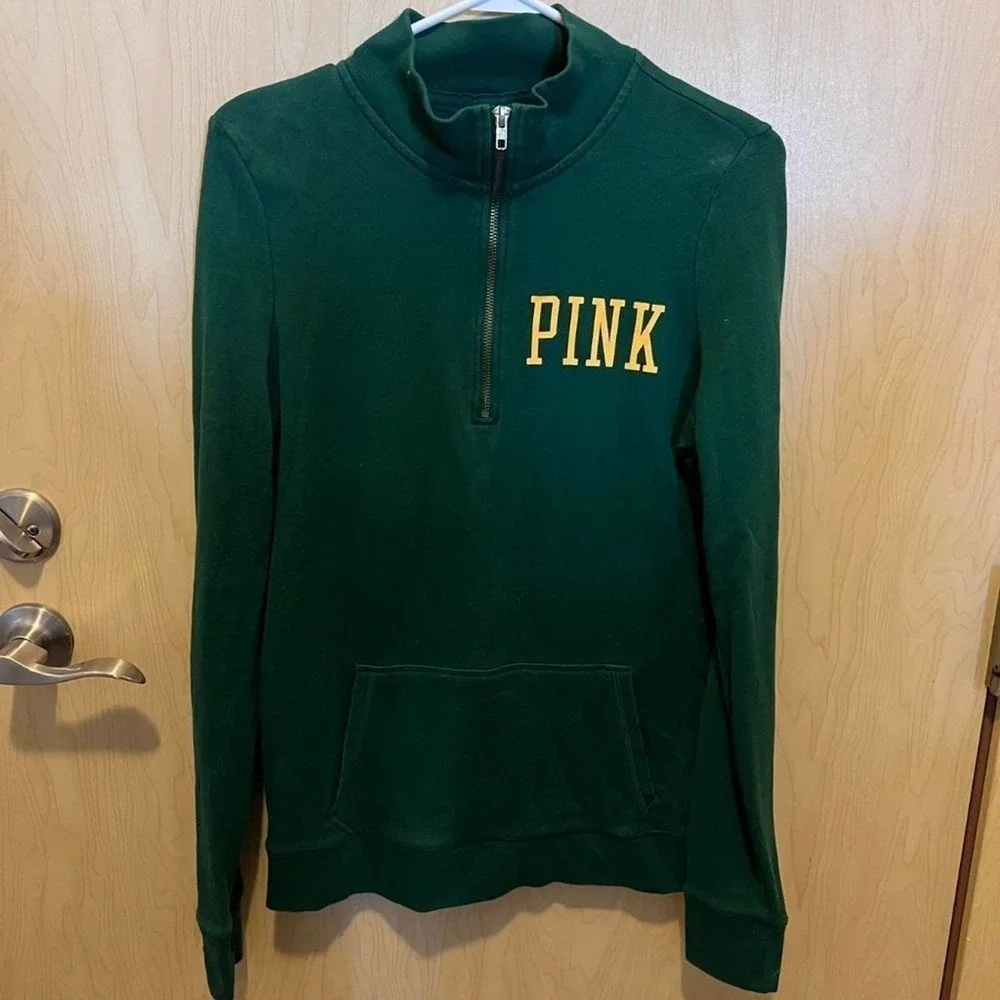 VS pink packers sweatshirt